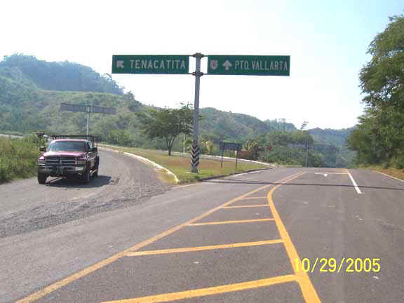 Turnoff from the coast highway to Tenacatita.